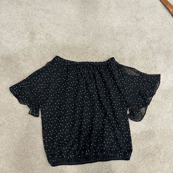 Max Studio Ruffled Cold Shoulder Polka Dots Blouse size M - Picture 3 of 7